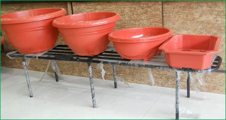 Planters Bench Type Stand