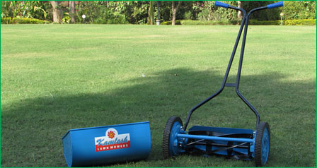 Wheel type manual lawn mower